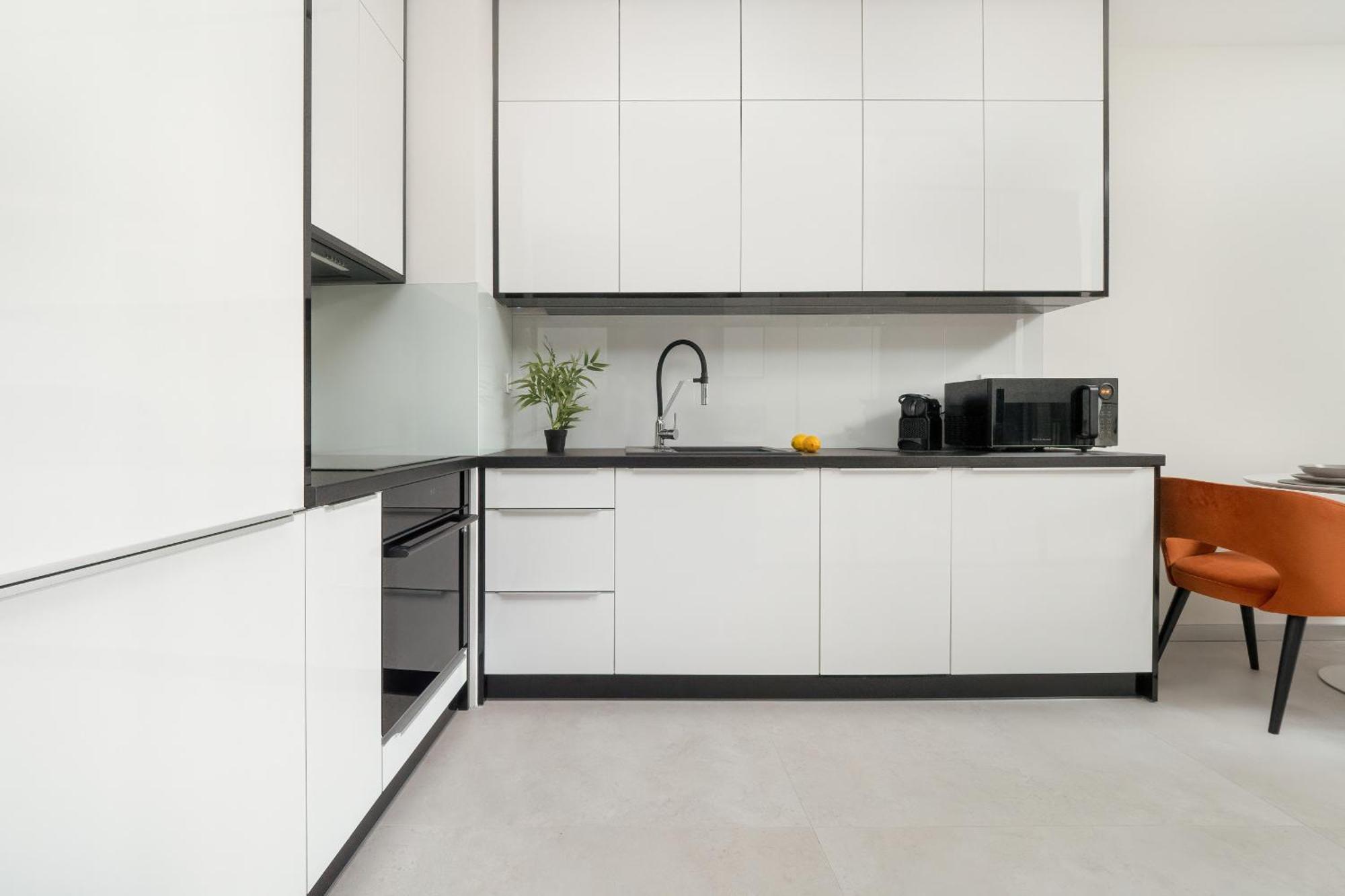 Luksusowe Studio W Lodzi Z Biurkiem, Balkonem I Klimatyzatorem By Renters Prestige Exteriör bild